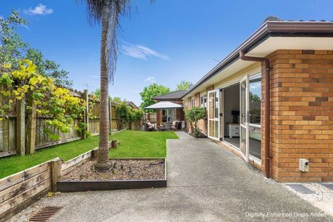 Photo of property in 8 Neaptide Close, Red Beach, 0932