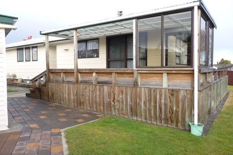 Photo of property in 6 Reid Grove, Richmond Heights, Taupo, 3330