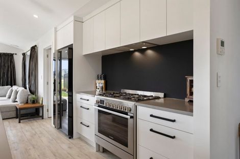 Photo of property in 3 Awatea Drive, Whitianga, 3510