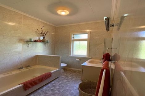 Photo of property in 213 Matakitaki Road, Six Mile, Murchison, 7077