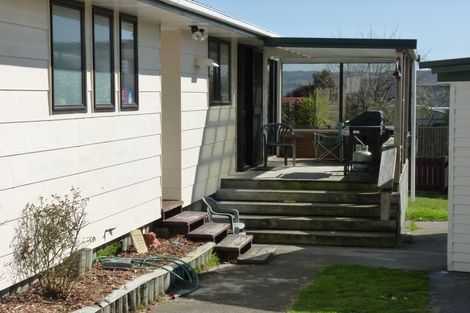 Photo of property in 6 Reid Grove, Richmond Heights, Taupo, 3330