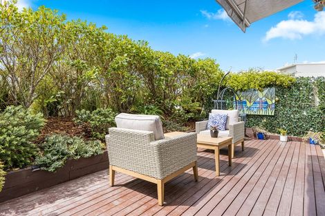Photo of property in 19 Karauria Lane, Orewa, 0931