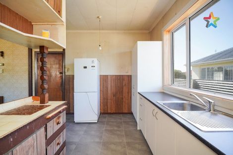 Photo of property in 11 Dyson Street, Strathern, Invercargill, 9812