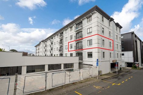 Photo of property in 2j/160 Symonds Street, Eden Terrace, Auckland, 1010