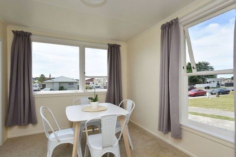 Photo of property in 58 Lauder Crescent, Heidelberg, Invercargill, 9812