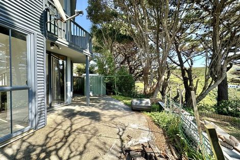 Photo of property in 22 Quebec Street, Kingston, Wellington, 6021