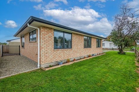 Photo of property in 26 Pitt Street, Pahiatua, 4910