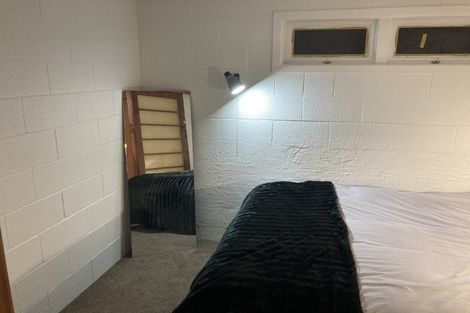 Photo of property in 7 Martin Crescent, Northcote, Auckland, 0627