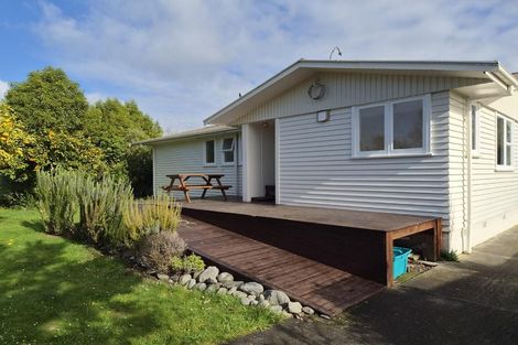 Photo of property in 69 Kempton Street, Greytown, 5712