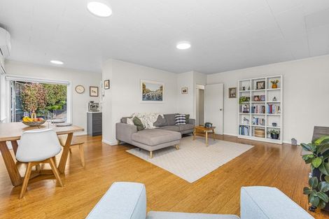 Photo of property in 56 Kia Ora Road, Beach Haven, Auckland, 0626