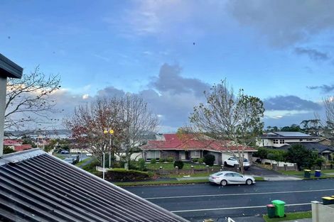 Photo of property in 49 Marina View Drive, West Harbour, Auckland, 0618