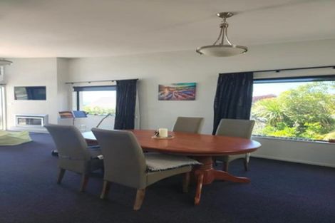 Photo of property in 1152b South Road, Oakura, 4314