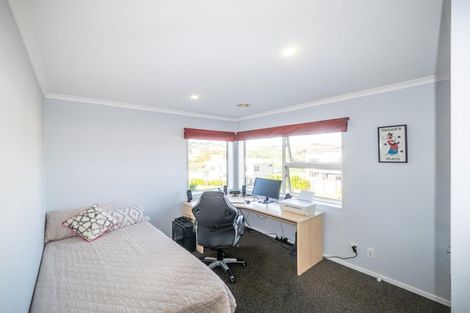 Photo of property in 51 Mauldeth Terrace, Churton Park, Wellington, 6037