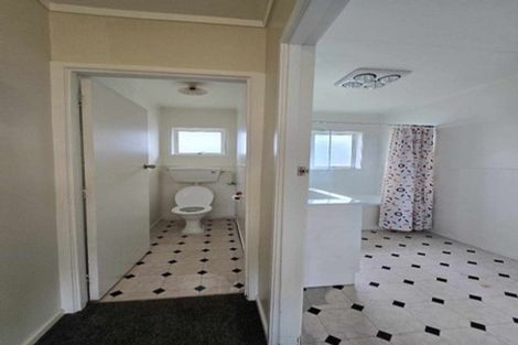 Photo of property in 10/14 Seaview Terrace, Mount Albert, Auckland, 1025
