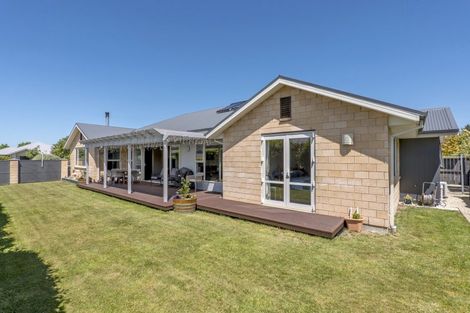 Photo of property in 10 Pemberton Drive, Darfield, 7510