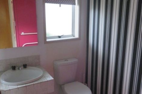 Photo of property in 15b Taylor Terrace, St Andrews, Hamilton, 3200