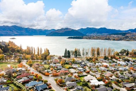 Photo of property in 92 Meadowstone Drive, Wanaka, 9305