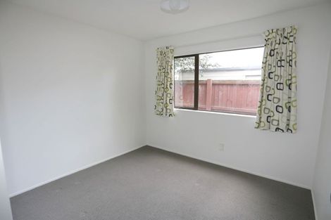 Photo of property in 1/36 Pitcairn Crescent, Bryndwr, Christchurch, 8053