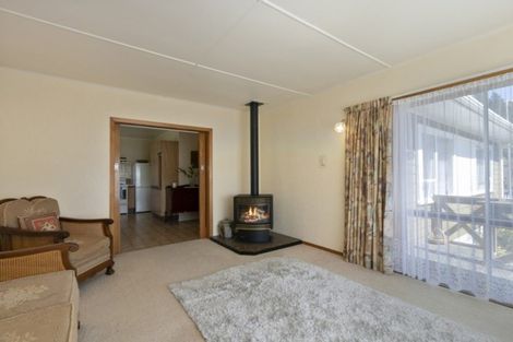 Photo of property in 9 Willis Grove, Wainuiomata, Lower Hutt, 5014