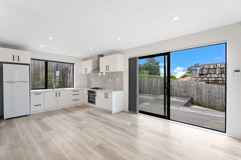 Photo of property in 7 Clarion Place, Glendene, Auckland, 0602