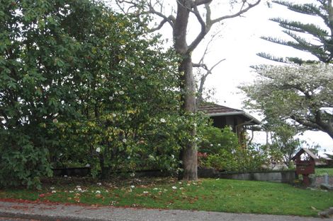 Photo of property in 22 Tupara Crescent, Kawaha Point, Rotorua, 3010