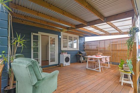 Photo of property in 52 Bourke Street, Palmerston North, 4410