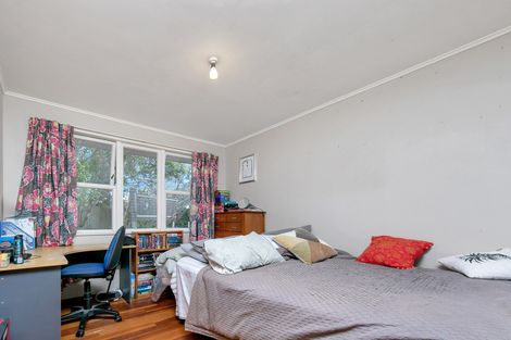 Photo of property in 27 Wharf Road, Te Atatu Peninsula, Auckland, 0610
