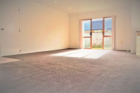 Photo of property in 17 Marblewood Grove, Pukekohe, 2120