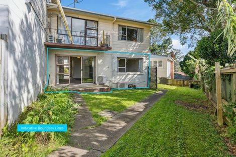 Photo of property in 2/31 Blease Street, New Lynn, Auckland, 0600