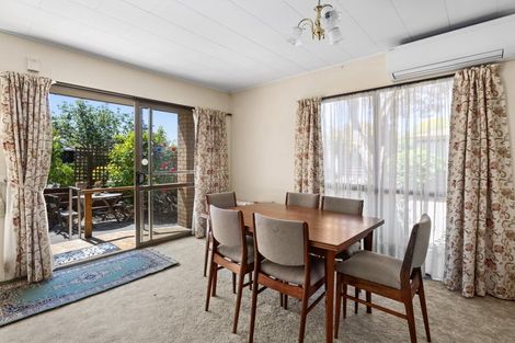Photo of property in 1/2 Bill Ashcroft Grove, Havelock North, 4130