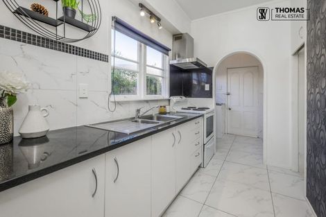 Photo of property in 6 Lipscombe Avenue, Papatoetoe, Auckland, 2025