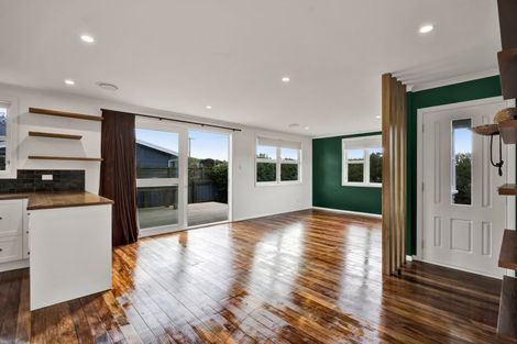 Photo of property in 5 Kepa Street, Ohawe, Hawera, 4671