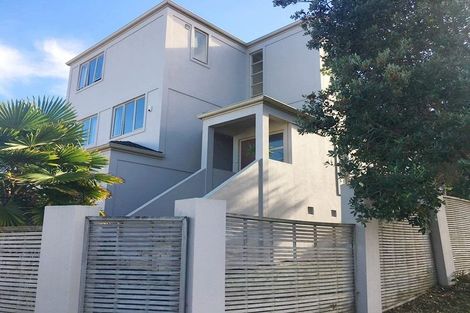 Photo of property in 17 Belle Verde Drive, Sunnynook, Auckland, 0630