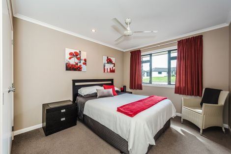 Photo of property in 7 Oldfield Court, Huntington, Hamilton, 3210