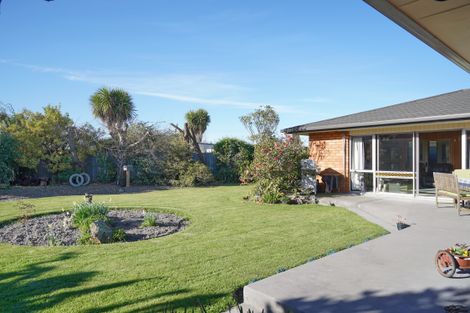 Photo of property in 10 Walker Place, Rangiora, 7400