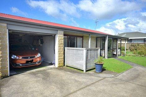 Photo of property in 17b Pemberton Crescent, Greerton, Tauranga, 3112
