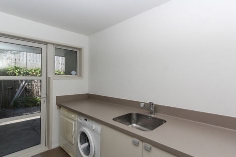 Photo of property in 4 Links Drive, Waiwhakaiho, New Plymouth, 4312