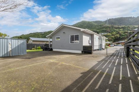 Photo of property in 11 Tulsa Grove, Totara Park, Upper Hutt, 5018