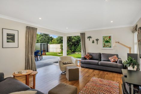 Photo of property in 6 Lantern Court, Henderson, Auckland, 0612