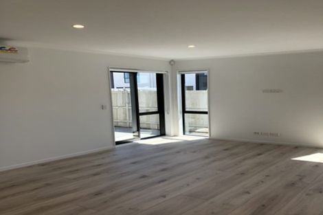 Photo of property in 33 Pepene Avenue, Takanini, 2112