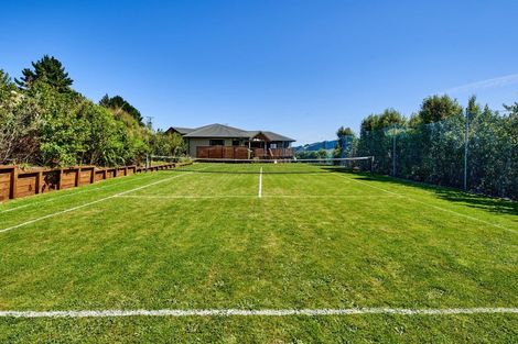 Photo of property in 69 Kaitangata Crescent, Kelson, Lower Hutt, 5010