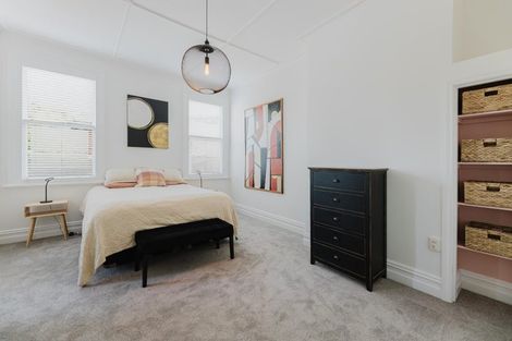 Photo of property in 24 Albert Street, Saint Clair, Dunedin, 9012