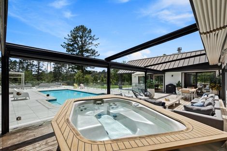 Photo of property in 16 Collings Drive, Lucas Heights, Albany, 0793