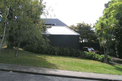 Photo of property in 6 Learmonth Avenue, Birkenhead, Auckland, 0626