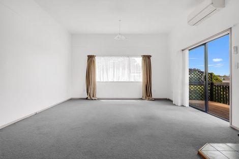 Photo of property in 64 Rhinevale Close, Henderson, Auckland, 0612
