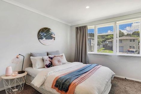 Photo of property in 38 Cardiff Crescent, Cannons Creek, Porirua, 5024