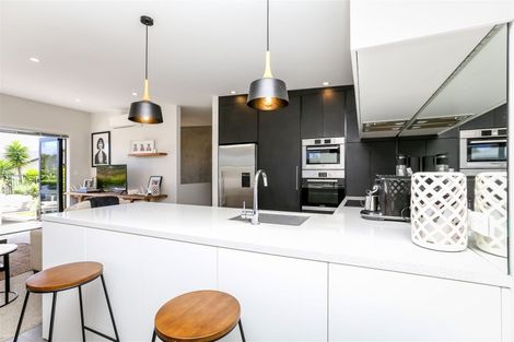 Photo of property in 82 Karamea Street, Whalers Gate, New Plymouth, 4310