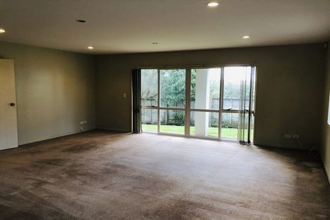 Photo of property in 1/1 Saint Clair Place, Browns Bay, Auckland, 0630