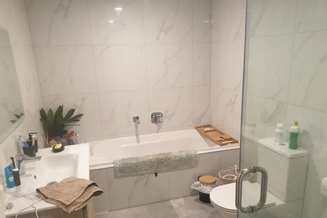 Photo of property in 71b Glenmore Road, Sunnyhills, Auckland, 2010