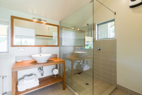 Photo of property in 5 Ridgecrest, Wanaka, 9305